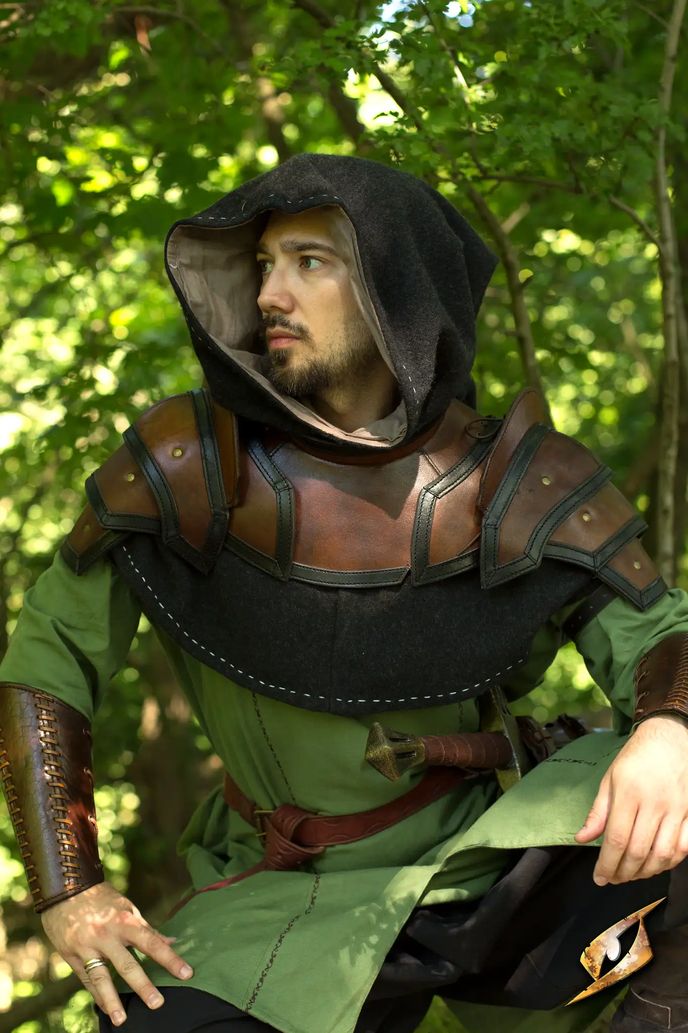 Shoulder Armour & Neck Guard - Image 15