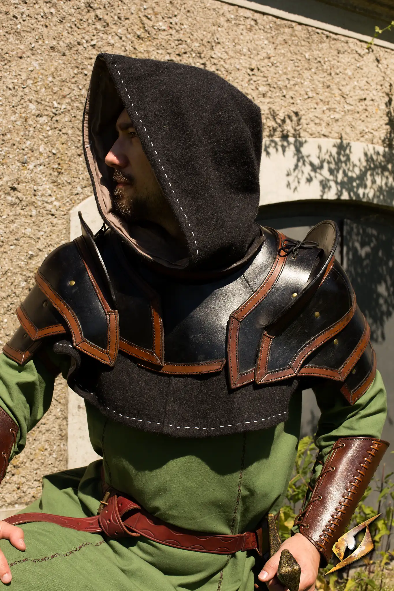 Shoulder Armour & Neck Guard - Image 16