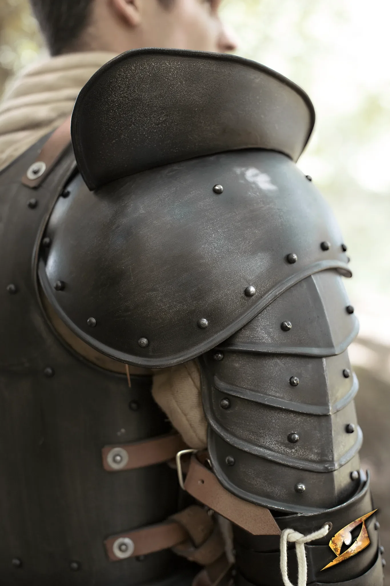 Shoulder Plates Giant Warrior - Image 3