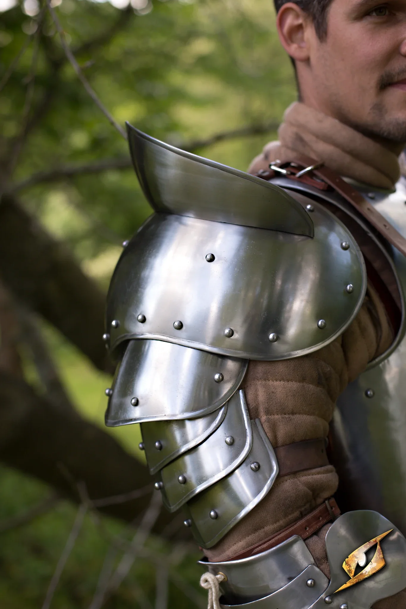 Shoulder Plates Giant Warrior - Image 4