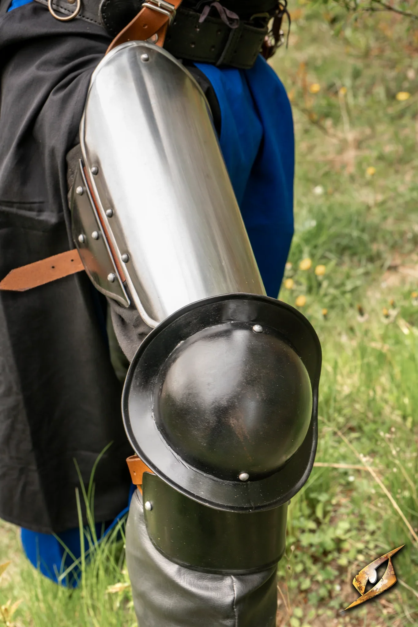 CQ Black Ice Full Legs - Image 3