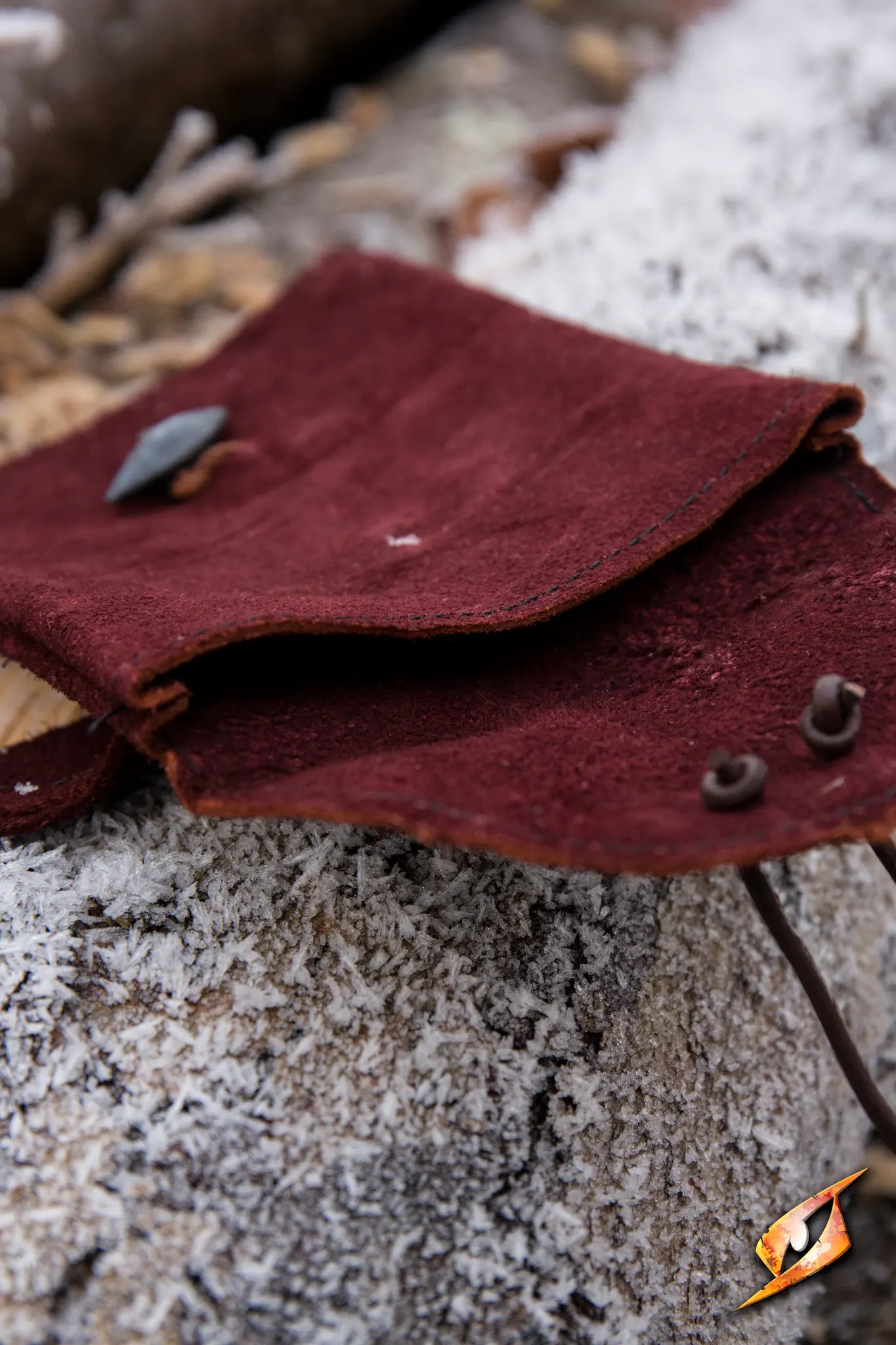 Leatherbag Thin - Small - Image 7