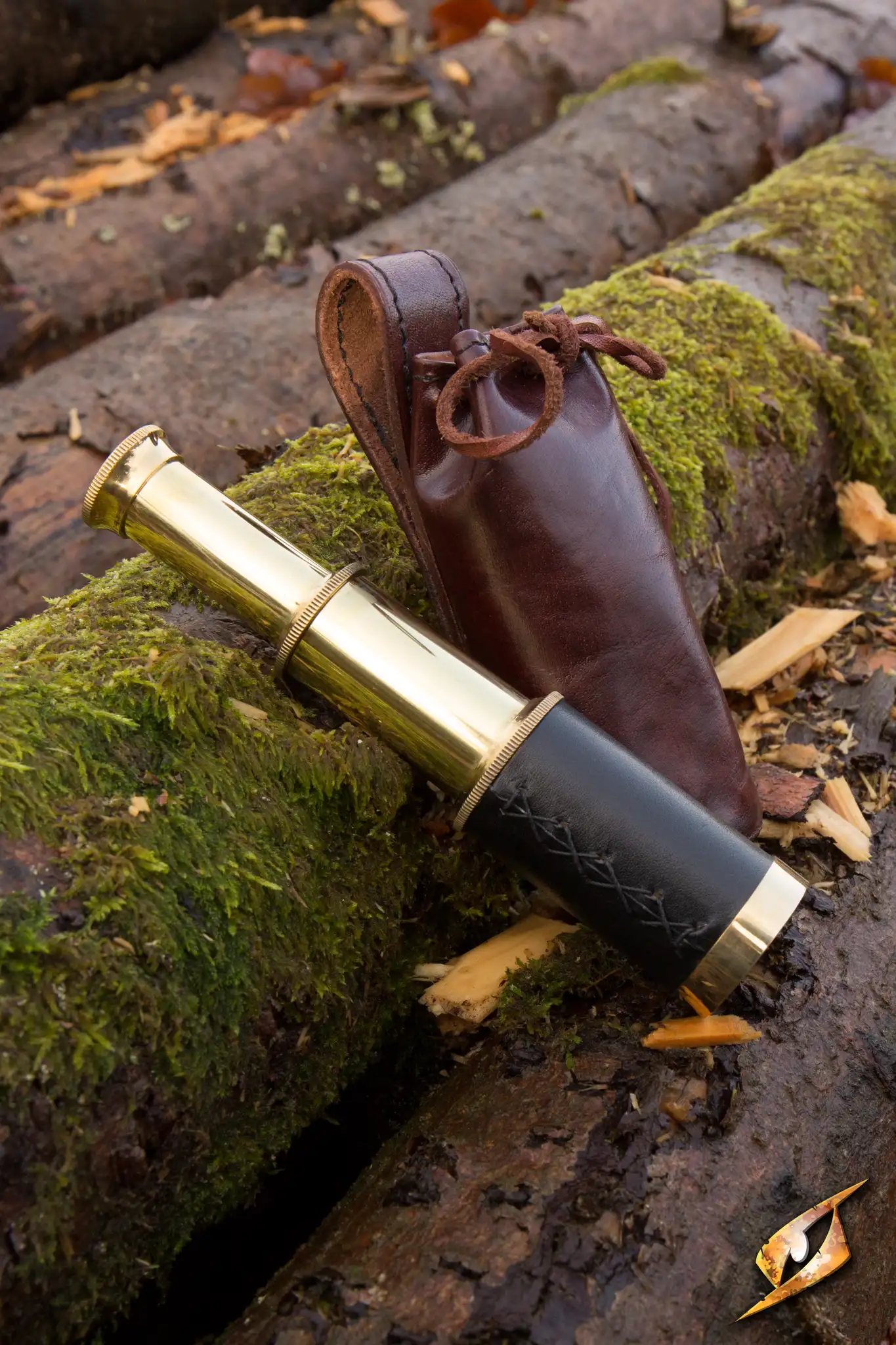 Telescope With Leather Pouch - Brass - Image 7
