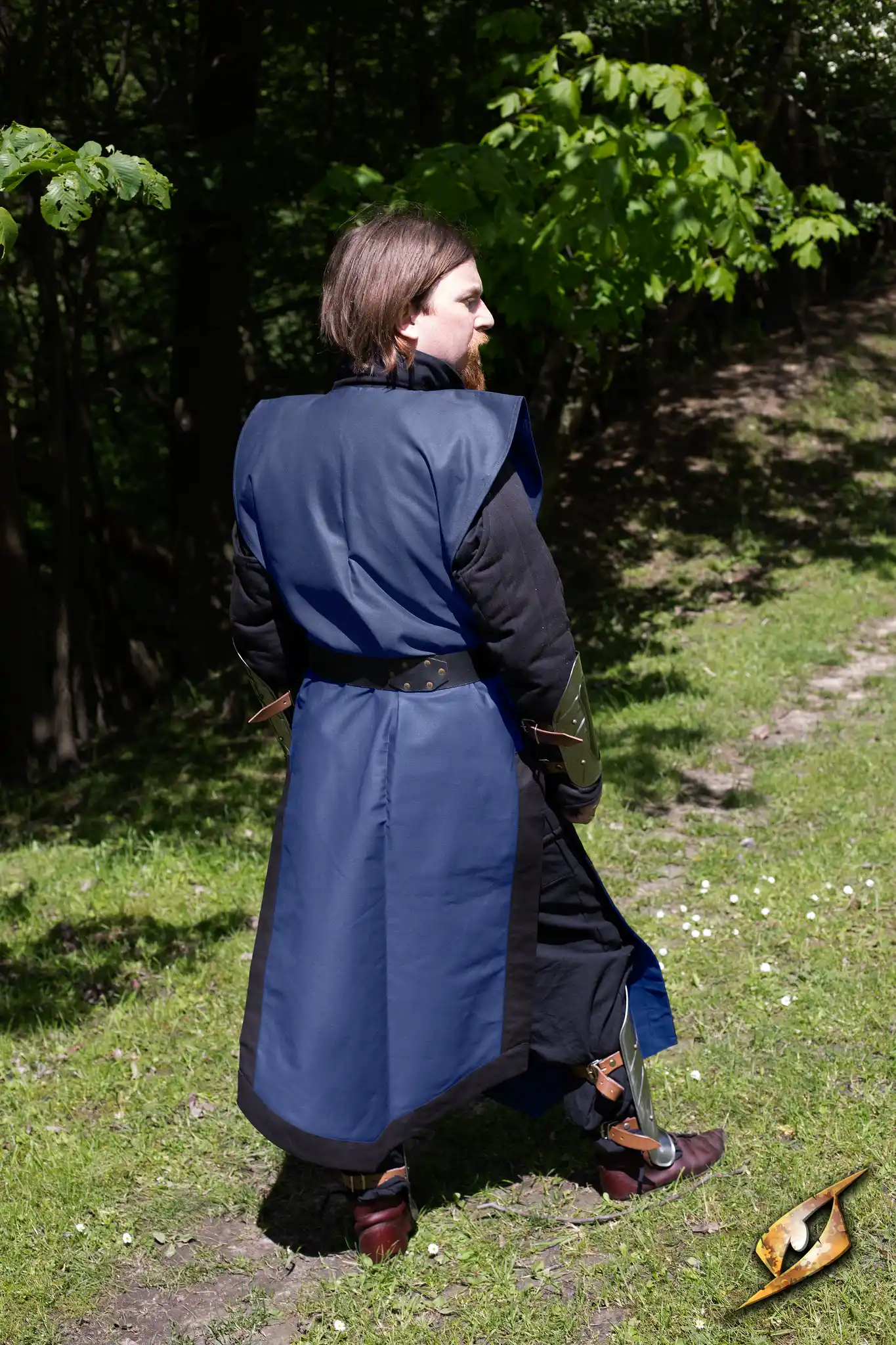 CQ Black Ice Tabard - Image 2