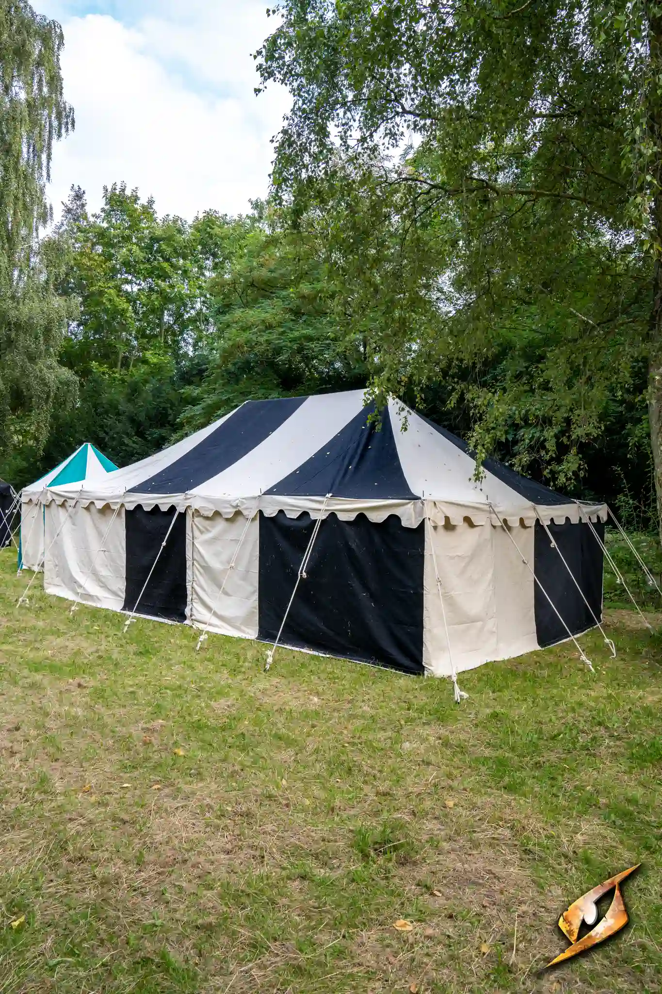 Marquee Tent - 5x8m - Image 39