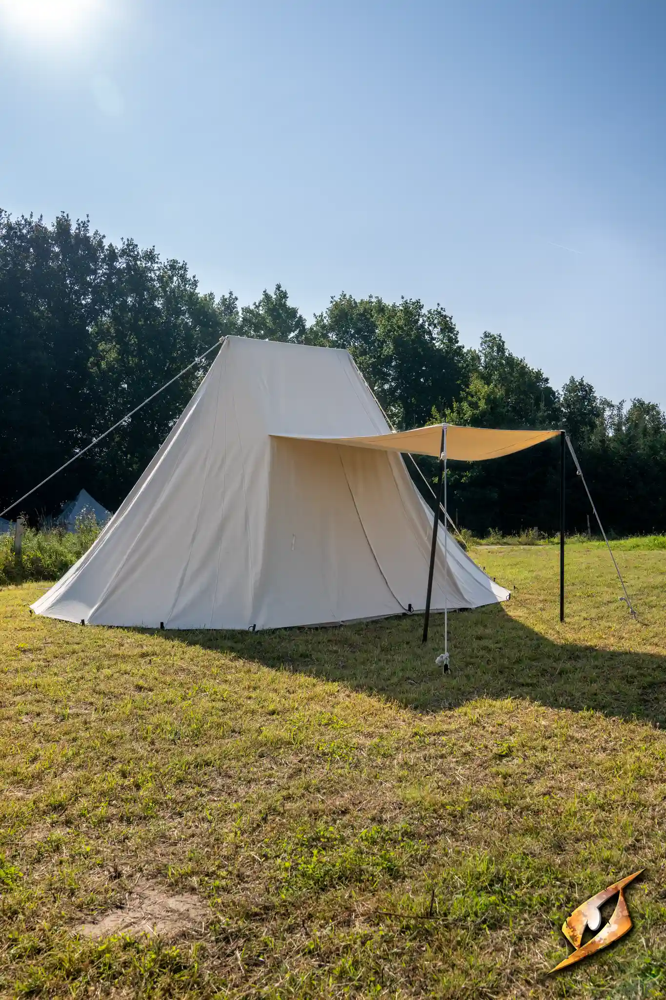 Double Wedge Tent - 5x7m - Image 3