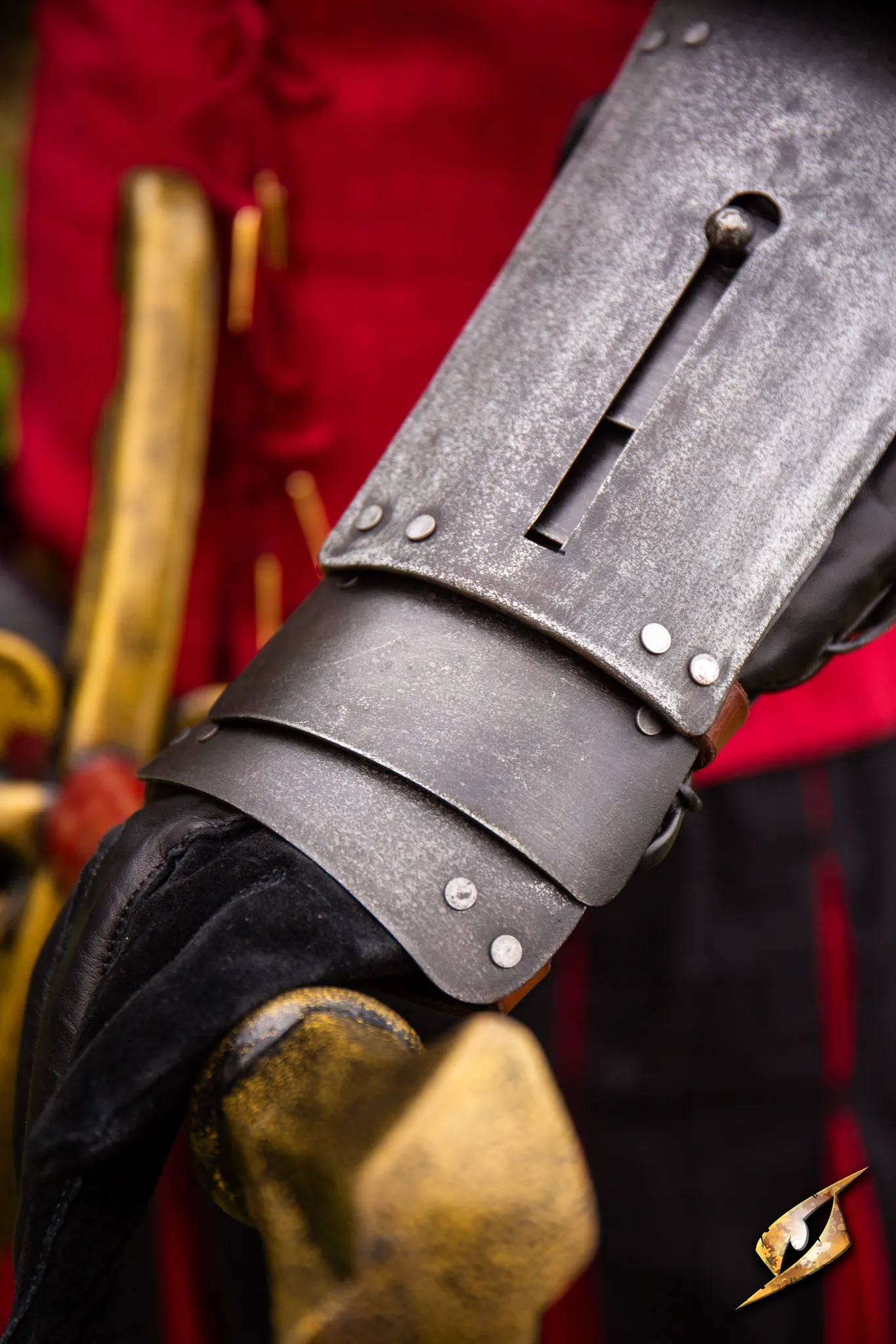 Landsknecht Vambraces - Image 10