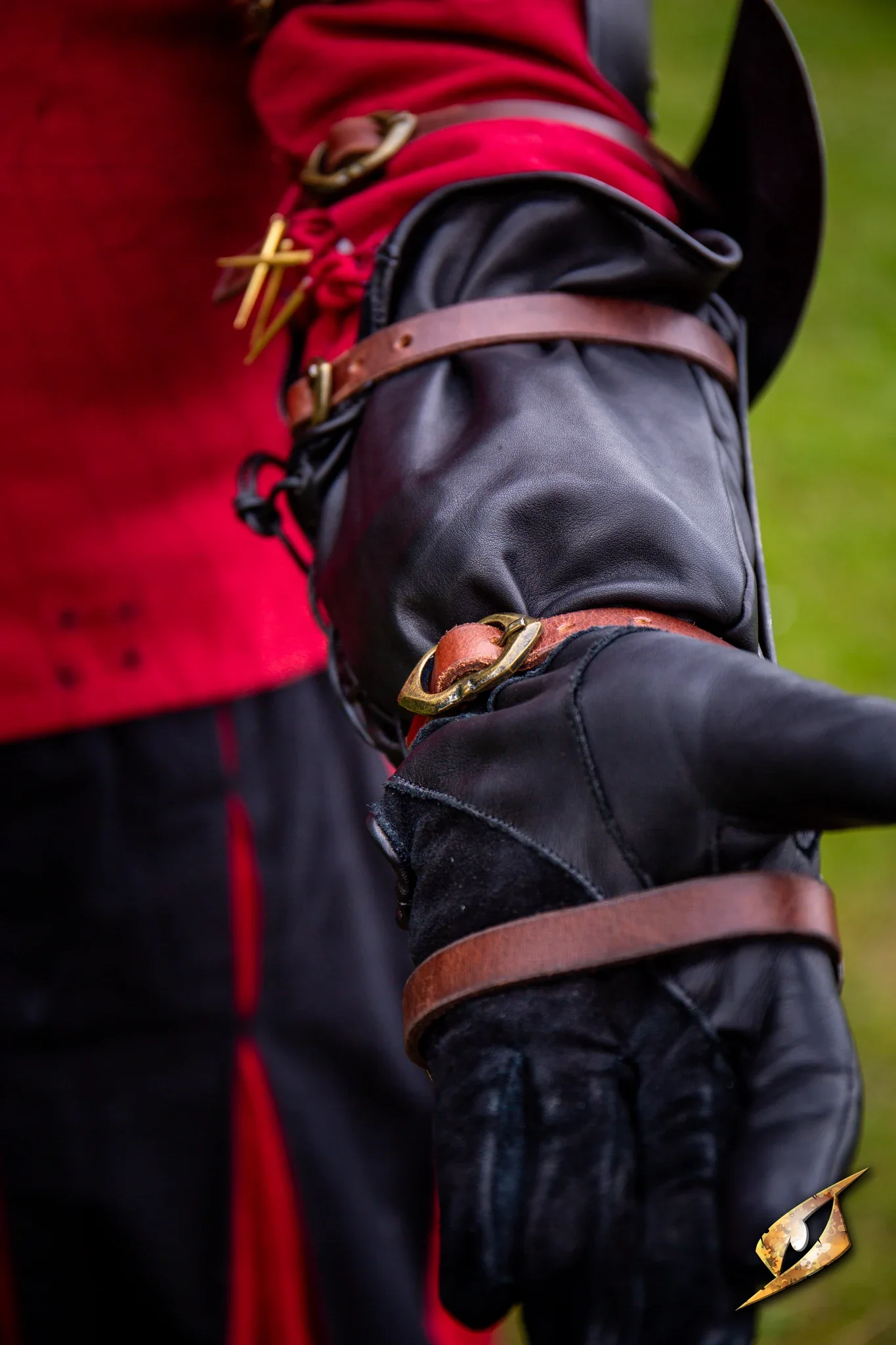 Landsknecht Vambraces - Image 11