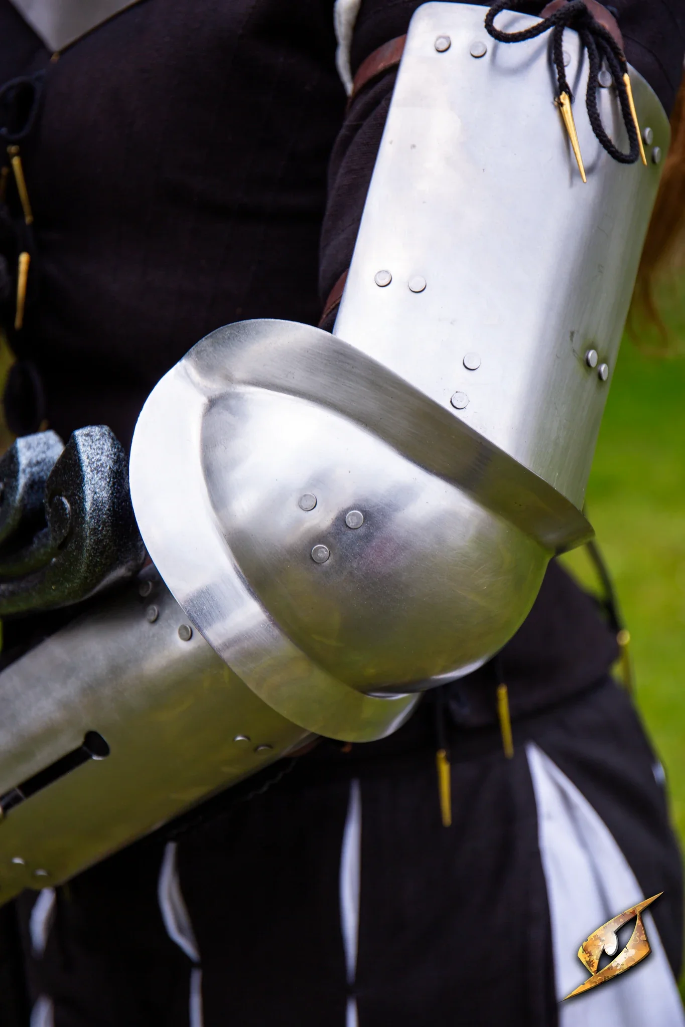 Landsknecht Vambraces - Image 14