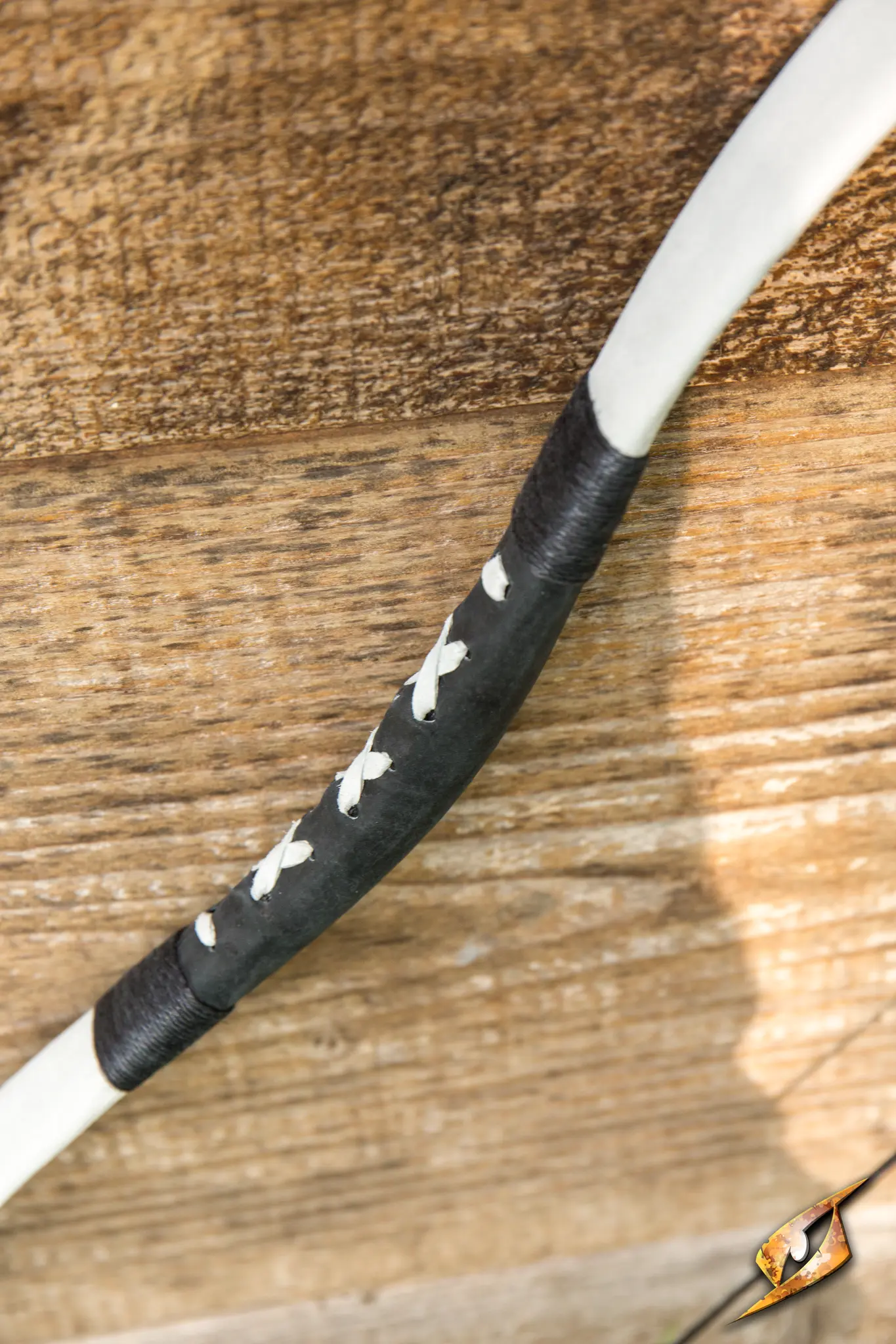 Squire Bow - Small - Image 8