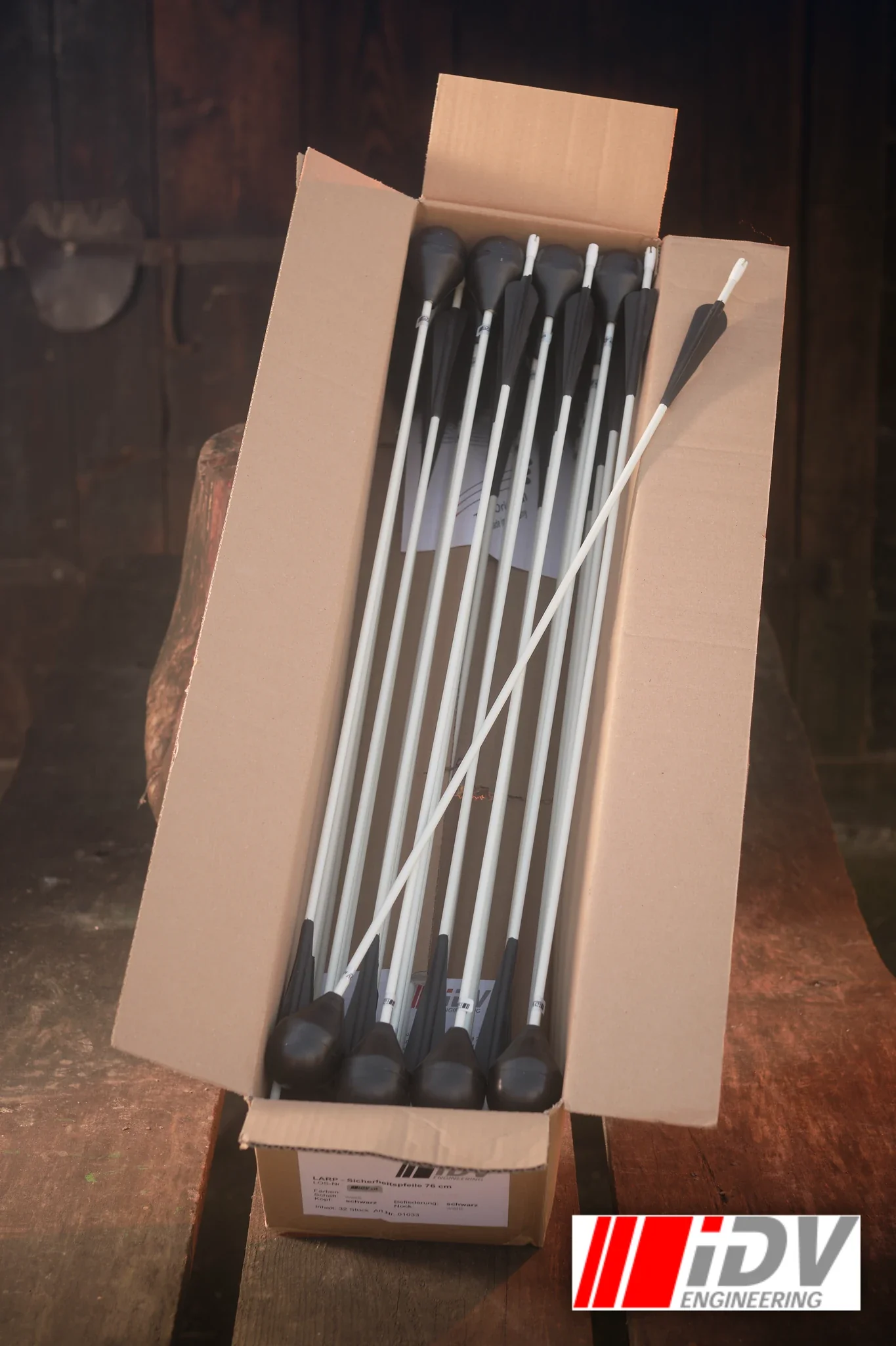 Arrow - Round Head - White Shaft - Image 5