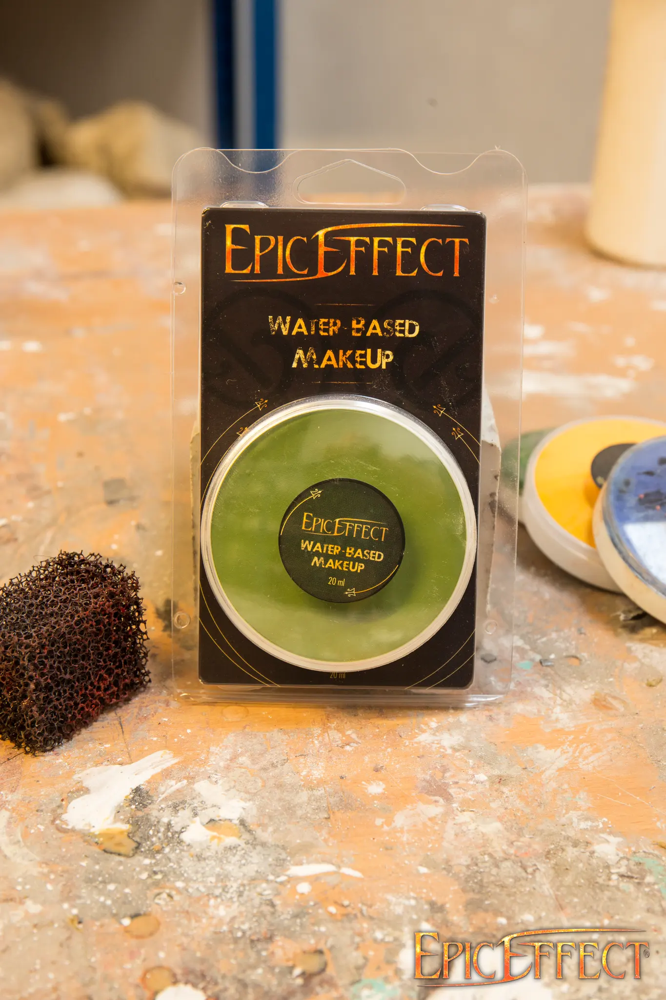 Water Based Make Up - Green - Image 3