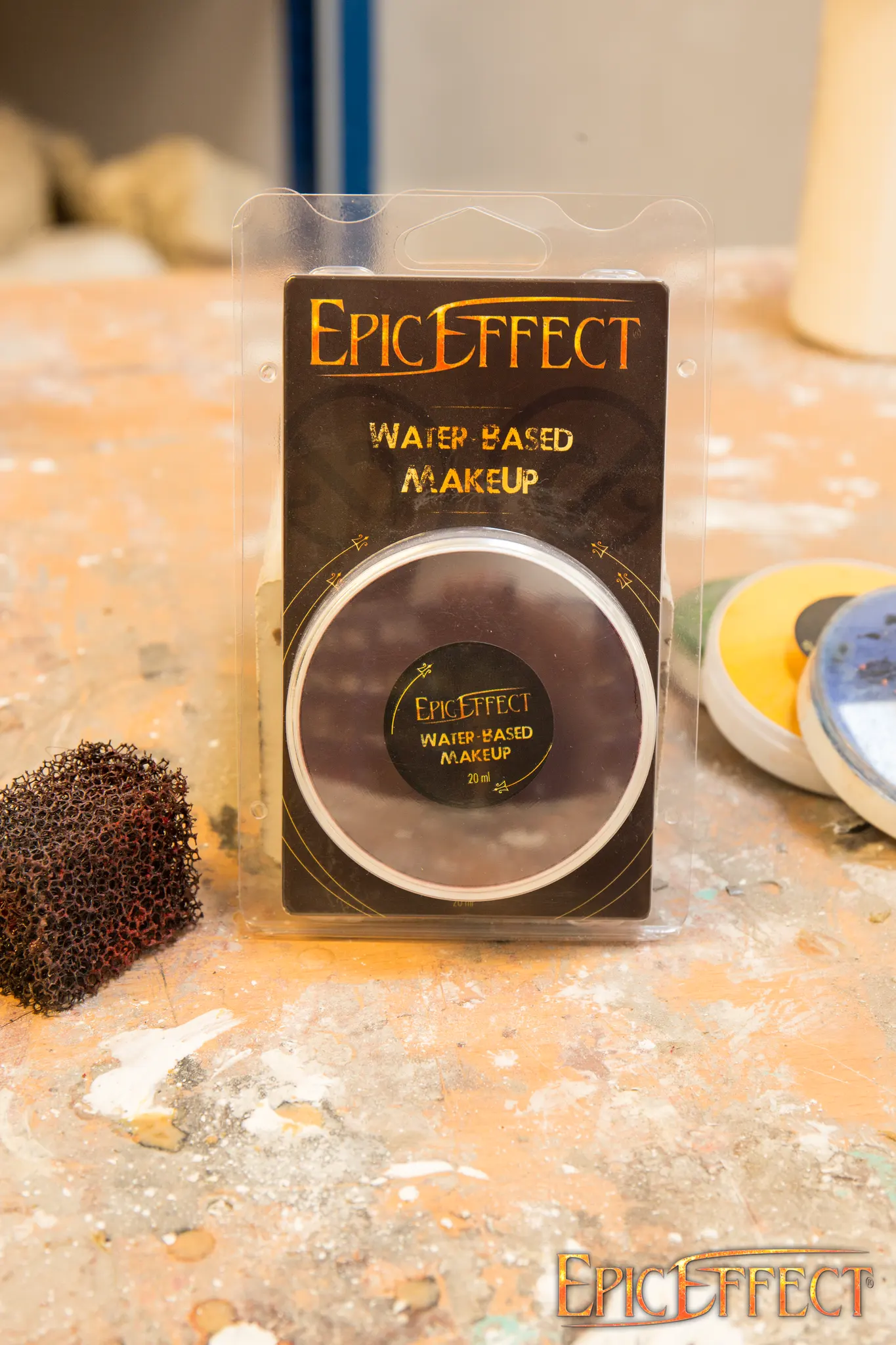 Water Based Make Up - Bordeaux - Image 3