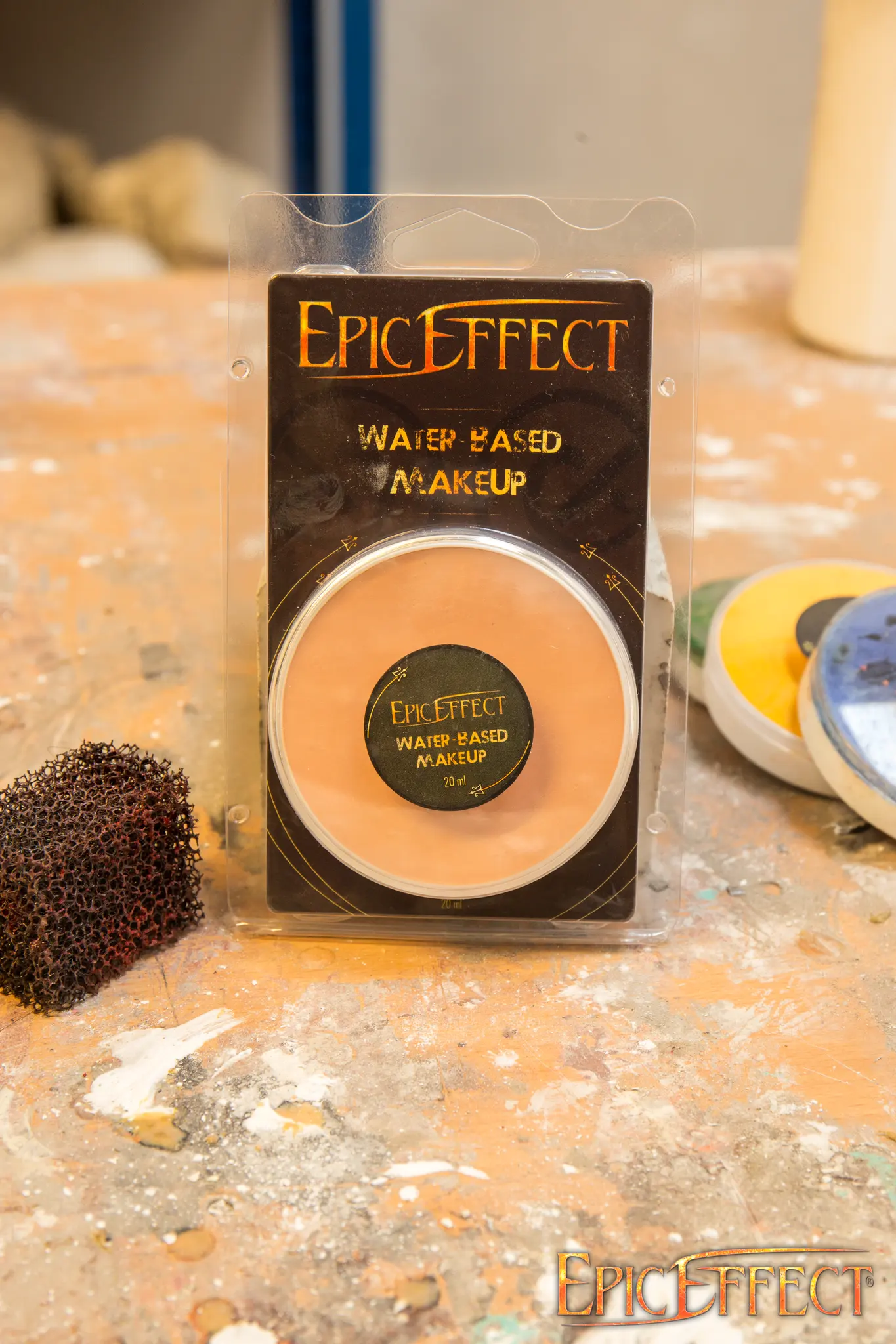 Water Based Make Up - Light skin - Image 3